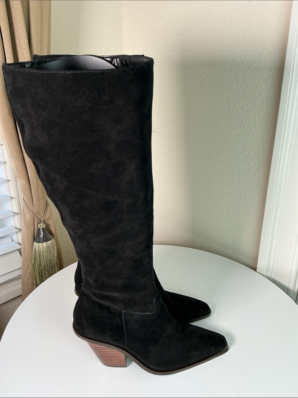 NWOB House of Harlow 1960 Black Suede Knee High Heeled Boots - Size 8.5 - Picture 5 of 7